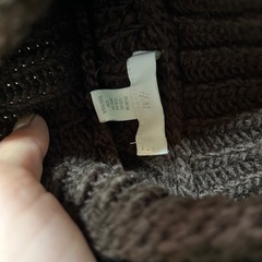 H&M 茶色　ニットの画像