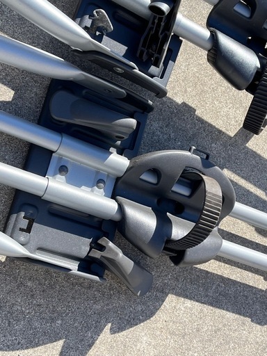 THULE サイクルキャリア　3個