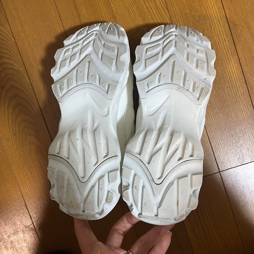 【美品】NIKE ナイキ　スニーカー　23cm