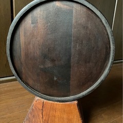 丸桶飾り棚の画像