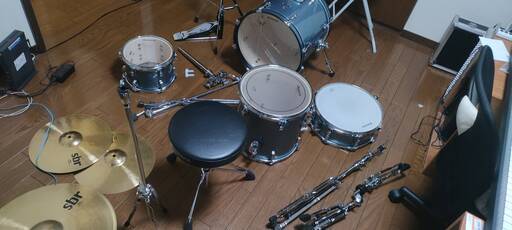 【1/7まで】　ドラムセット/定価14万/即使用可能/　ブレイクビーツ LC2797 Silver Sparkle BREAK BEATS 小口径 持ち運び ストリート