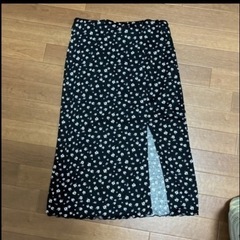 ⭐︎
【ワンピース×4点・スカート1点】の画像