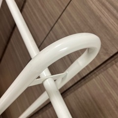 [受け渡し予定者決まりました]A型ハンガーラック　ホワイトの画像