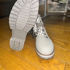 新品未使用 - レディースミドル丈ブーツの画像