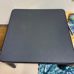 テーブル