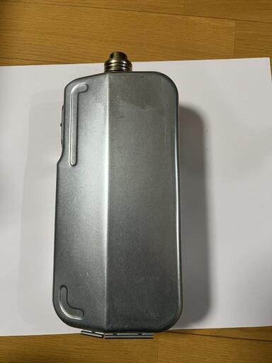石油ファンヒーター用石油タンク③