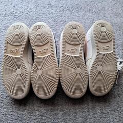 NIKEシューズ。2足セット｡再再値下げしました。❗の画像