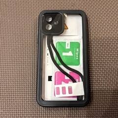 iPhone 12 防水ケースの画像