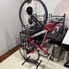 軽量な自転車、通学、通勤