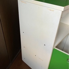 レトロポップなレンジ台の画像