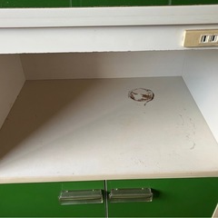 レトロポップなレンジ台の画像