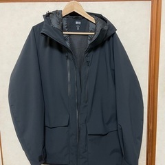 ユニクロ　ハイブリッドダウンパーカー　XL