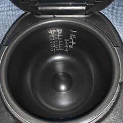  ☆お話し中☆ 21年製タイガーIH炊飯ジャー
の画像