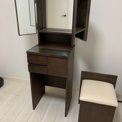【中古品】
ニトリ　ドレッサー
