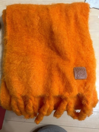 マフラー LOEWE オレンジ