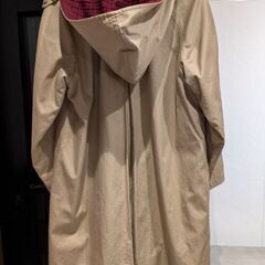 【中古】ファミリア　コート　女の子　140cmの画像