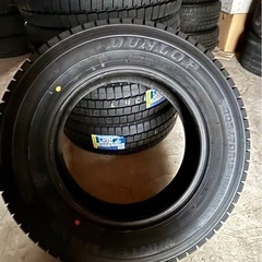 期間限定特価　ダンロップ　スタッドレス　新古品の画像