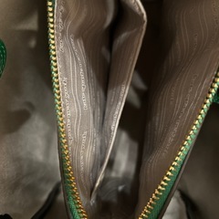 kate spade グリーン レザーショルダーバッグの画像