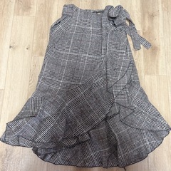 【新品】SHEIN 巻きスカートの画像