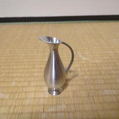 お譲り先決まりました　　置物　一輪挿しの画像
