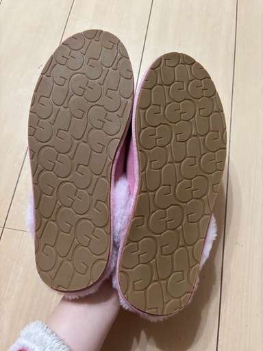 ② UGG シューズ スリッパ