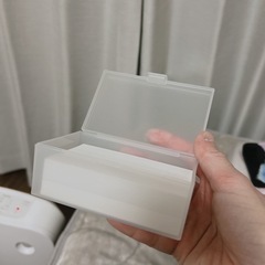 名刺ケース、白紙のカード付き