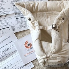 エルゴベビー　インファントインサート　抱っこ紐肩カバーのおまけ付きの画像