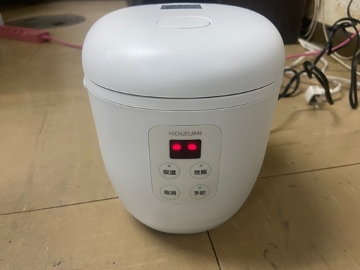 美品 KOIZUMI 2022年製 ライスクッカーミニ KSC-1513 ホワイト 炊飯器 1.5合炊き ジャー 白米 ごはん 一人暮らし 単身 小泉成器 コイズミ 自炊 最終値下げ‼️