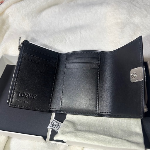 （明日までの出品）LOEWE 財布