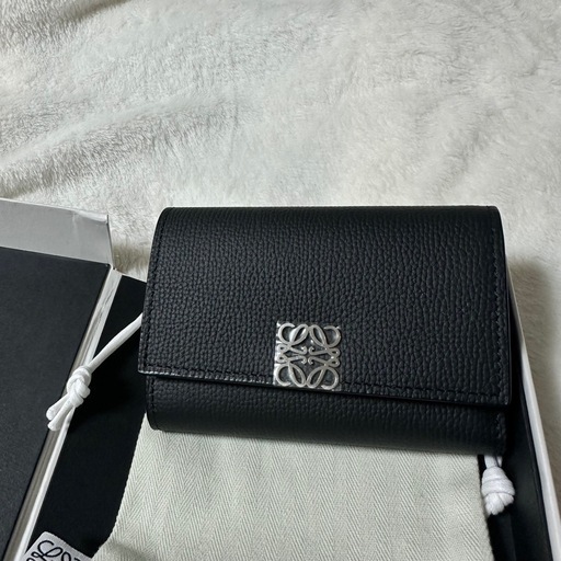 （明日までの出品）LOEWE 財布