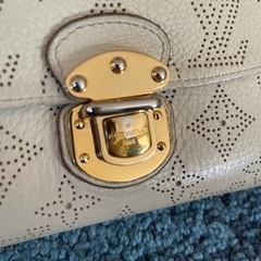 質屋鑑定済　ルイヴィトンのオシャレな長財布の画像