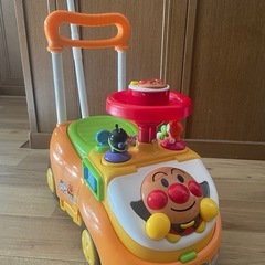 アンパンマン　よくばりビジーカー