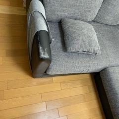 【受付終了】2人掛けソファ＋足置き【0円】の画像