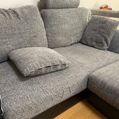 【受付終了】2人掛けソファ＋足置き【0円】の画像