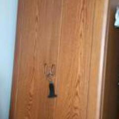 引越しのため急募☆タンス高さ180センチ×奥行き67センチ×横98センチくらい☆中身は含まれません☆運び出してくれる方の画像