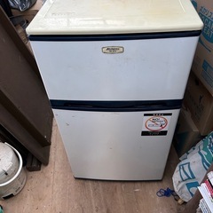 冷蔵庫この間まで使っていたので綺麗です
