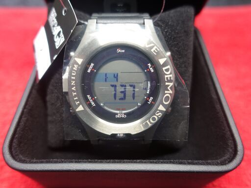 【新品未使用】Bism （ビーイズム） ダイブデモソリス4GS DIVE DEMO SOLIS 4GS タイプE ブラックベルト Bluetooth [70DD3904K]