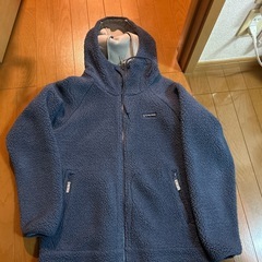 コロンビアのジャケット　ジップ破損あり　その他海外シャツ２枚の画像