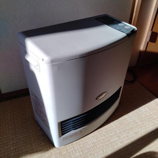 最終価格　蓄熱式　ファンヒーター　電気暖房機　温風機ナショナル　ds−s201f