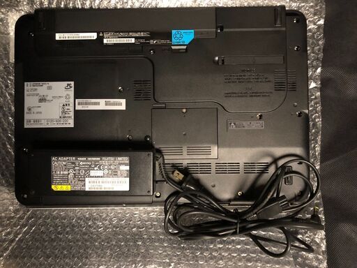 富士通 LIFEBOOK AH55/G FMVA55GWF・Core i7・メモリー8GB・Windows11 富士通 LIFEBOOK AH55/G FMVA55GWF・Core i7・メモリー8GB・Windows11