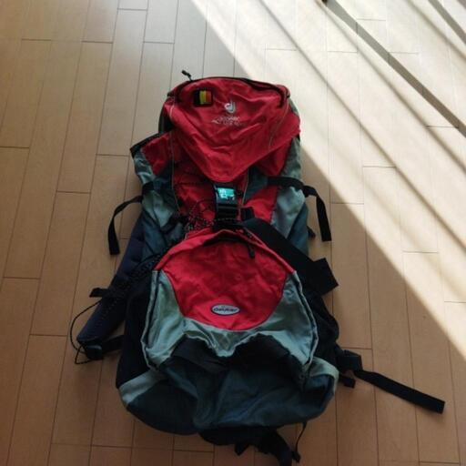 deuterバックパック　40＋10リットル