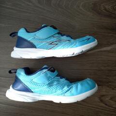 キッズ用スニーカーの画像