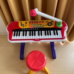 ピアノの玩具