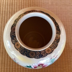 壺？花瓶？の画像