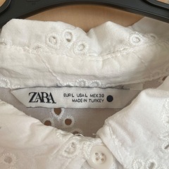 ZARA レディースブラウスの画像