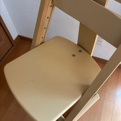 美品☆Okamura 学習机　椅子の画像