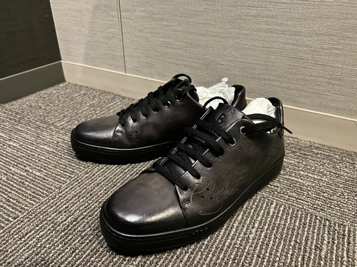 ベルルッティ　スニーカー