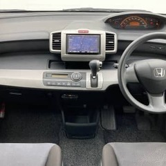 中古車はアフターサービスが心配...それなら【オトロン】へ!!納車前後も完全バックアップ体制整ってます！ /ホンダ フリード 　Ｇ　ハイウェイエディションの画像