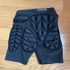 スノーボード　プロテクター　子供用　ジュニア用の画像