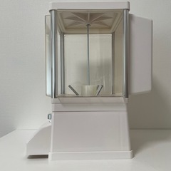 【1度使用】ガチャガチャ本体 コイン、カプセル付きの画像